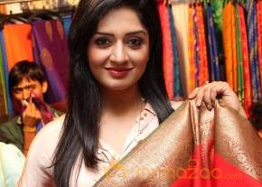 Vimala Raman At Trendz Life Style Expo2014 photo 29