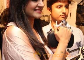 Vimala Raman At Trendz Life Style Expo2014 photo 48