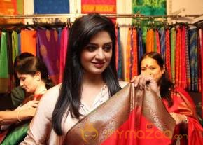 Vimala Raman At Trendz Life Style Expo2014 photo 47