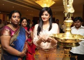 Vimala Raman At Trendz Life Style Expo2014 photo 23