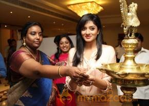 Vimala Raman At Trendz Life Style Expo2014 photo 56