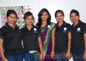 Vithika Sheru At Naturals Salon Launch photo 19