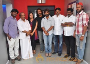 Vizha Tamil Movie Photos photo 18