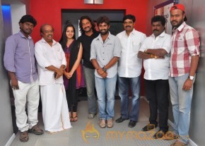 Vizha Tamil Movie Photos photo 20