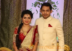 VJ DD Wedding Stills photo 16
