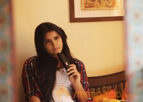 Yaan Movie New Photos photo 30
