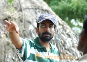 Yaazh Movie Latest Stills photo 16