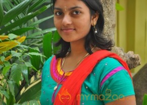 Yan Kadhal Puthithu Movie Interview Stills photo 40