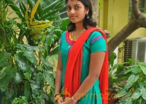 Yan Kadhal Puthithu Movie Interview Stills photo 35