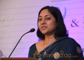 Zee Tamil Jai Ho 2013 Scholarship Event  photo 2