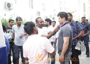 10 Endrathukulla Tamil Movie Working Stills photo 5