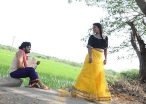 Aadi Tamil Movie Stills photo 4