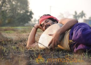Aadi Tamil Movie Stills photo 13