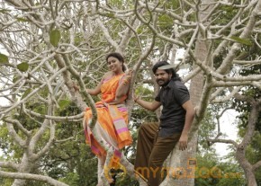Aadi Tamil Movie Stills photo 15