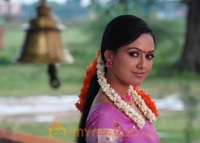 Aayiram Vilakku Movie Stills photo 5