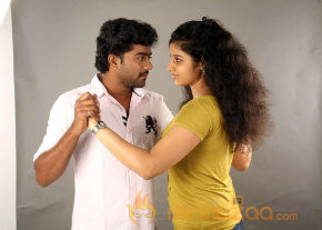 Aayul Regai Neeyadi Movie Stills photo 3