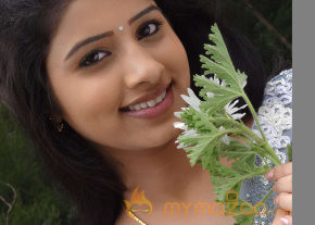 Aayul Regai Neeyadi Movie Stills photo 15