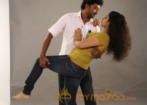 Aayul Regai Neeyadi Movie Stills photo 4