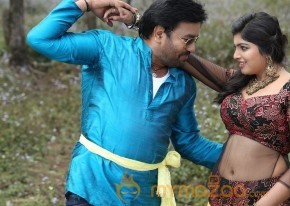Adra Machan Visilu Tamil Film Stills photo 17