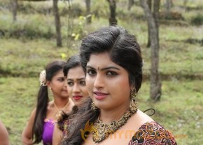Adra Machan Visilu Tamil Film Stills photo 12