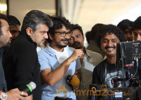Ajith's Arrambam Movie Stills  photo 14