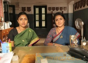 Amma Kanakku Movie New Stills photo 10