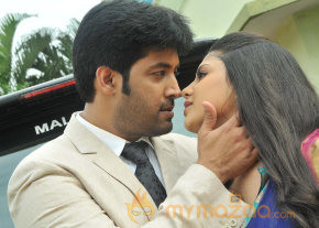 Anandam Arrambam Movie Stills  photo 8