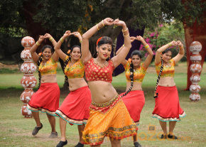 Angusam Movie Stills  photo 21