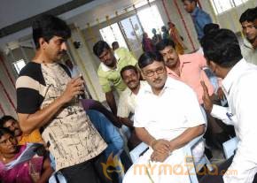 Appavi working stills  photo 14