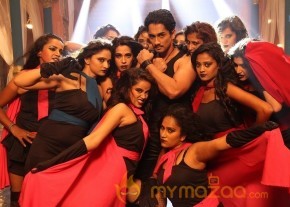 Aranmanai 2 Tamil amil Movie Stills photo 3