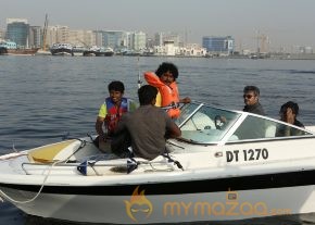 Arrambam Movie Working Stills  photo 9