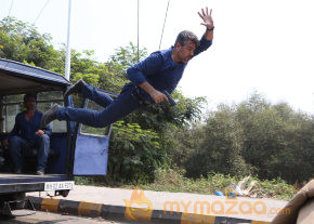 Arrambam New Movie Stills  photo 77