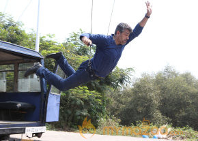 Arrambam New Movie Stills  photo 67