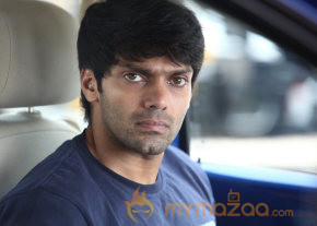 Arrambam New Movie Stills  photo 61