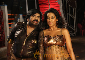 Arya Surya Movie Stills  photo 7