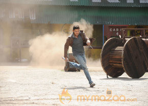 Athiradi Vettai Movie Stills photo 30