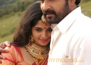 Avan Aval New Tamil Movie Stills photo 14