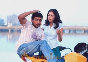 Ayan Movie Stills photo 6