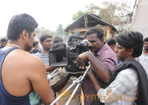 Bhooloham Movie Onlocation Stills photo 18