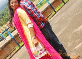 Chikkikku Chikkikichi movie song shooting stills photo 18