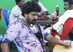 Cricketer Dwayne Bravo At Ula Movie Onlocation Stills 