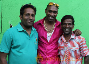 Cricketer Dwayne Bravo At Ula Movie Onlocation Stills  photo 18