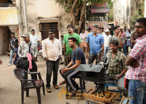 Deal Movie Working Stills photo 13