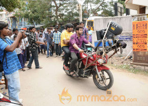 Deal Movie Working Stills photo 5