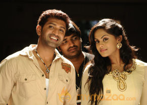 Deal Tamil Movie Stills photo 8
