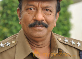 Dhanush 5aam Vaguppu Movie Stills   photo 12