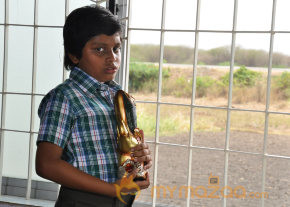 Dhanush 5aam Vaguppu Movie Stills  