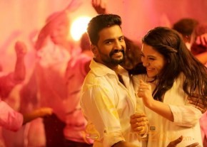 Dhillukku Dhuttu Movie Stills