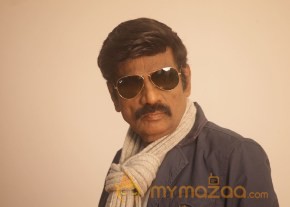 Enakku Veru Engum Kilaigal Kidaiyathu Movie Stills photo 17