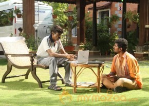 Enakku Veru Engum Kilaigal Kidaiyathu Movie Stills photo 3